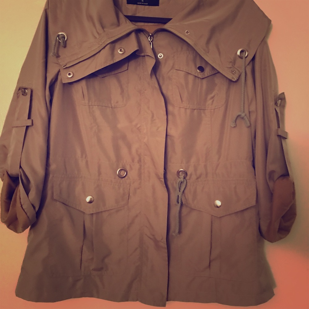 womens rain coat size M